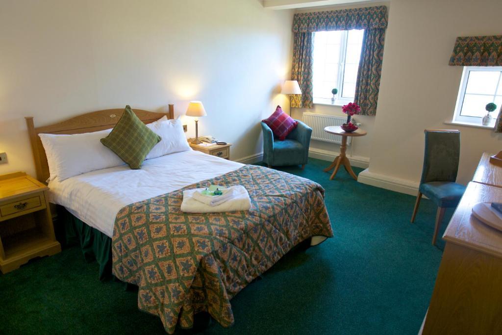 Hunters Lodge Hotel Crewe Zimmer foto